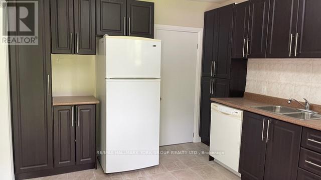 245 Davis Drive, Uxbridge, Ontario  L4A 7X4 - Photo 24 - N12338408