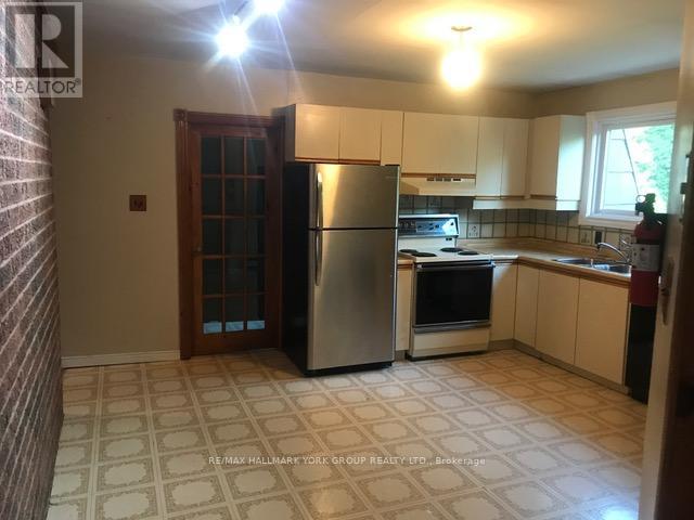 245 Davis Drive, Uxbridge, Ontario  L4A 7X4 - Photo 28 - N12338408