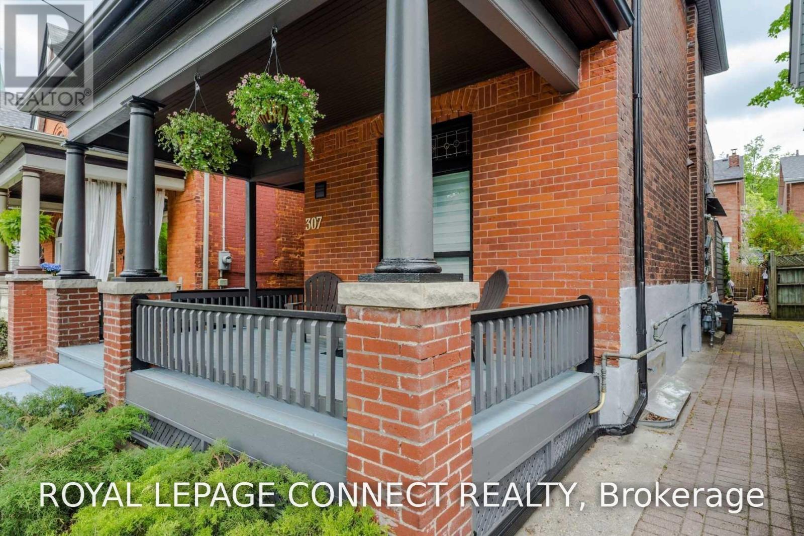 Suite 1 - 307 Pacific Avenue, Toronto, Ontario  M6P 2P8 - Photo 2 - W13693696