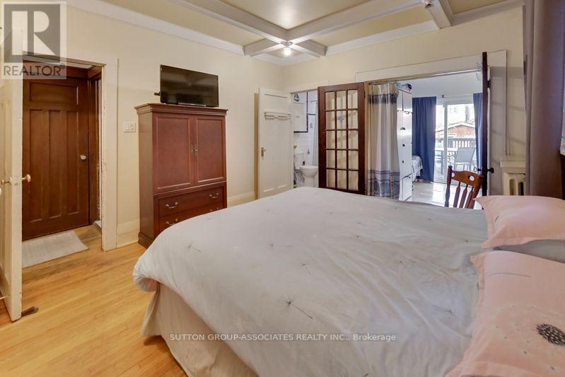 131 Lauder Avenue, Toronto, Ontario  M6H 3E4 - Photo 7 - W13693722
