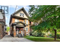 131 LAUDER AVENUE, Toronto, Ontario