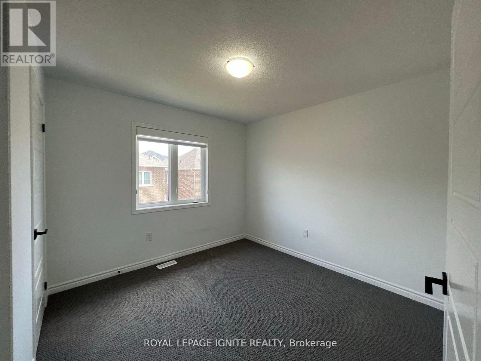 1253 Redbud Gardens, Milton, Ontario  L9E 1S2 - Photo 17 - W13693726