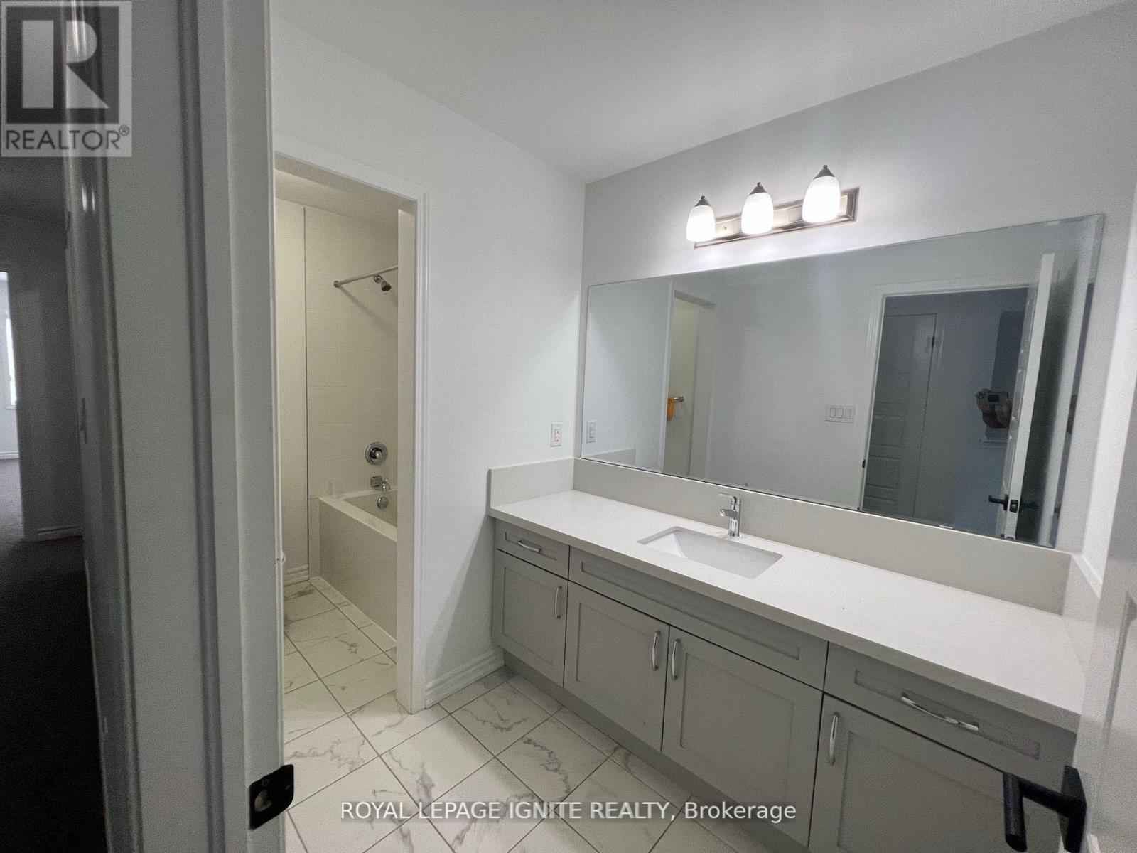 1253 Redbud Gardens, Milton, Ontario  L9E 1S2 - Photo 19 - W13693726