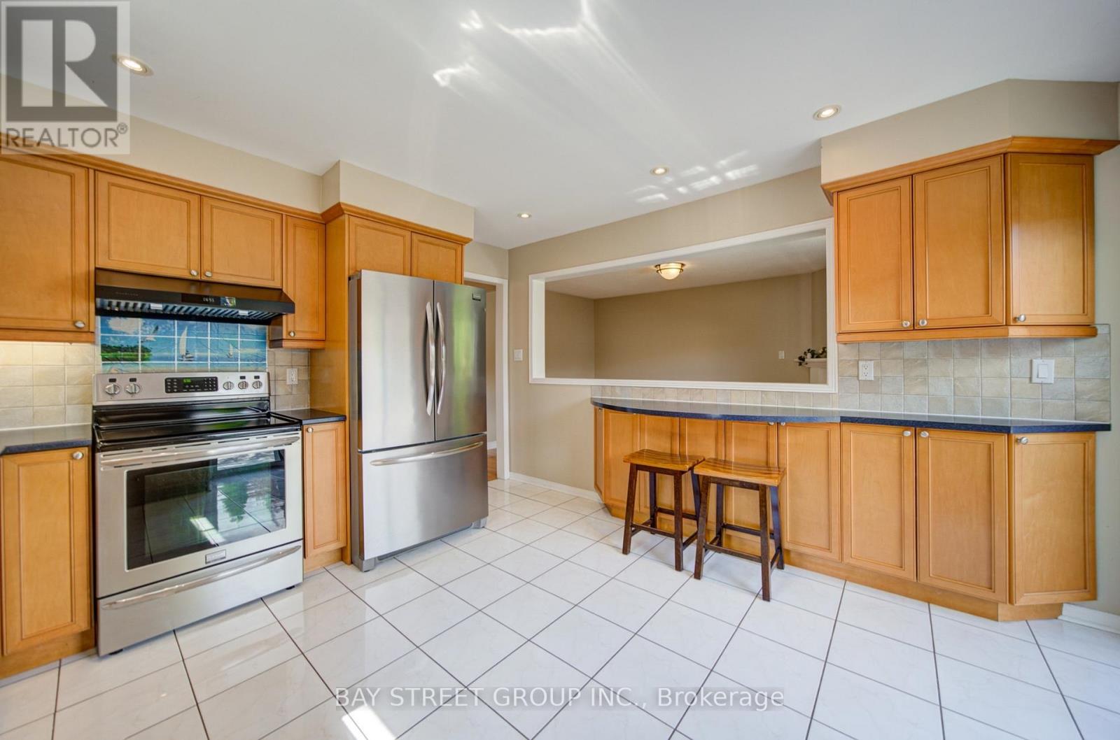 5922 Dalebrook Crescent, Mississauga, Ontario  L5M 5R9 - Photo 16 - W13693770