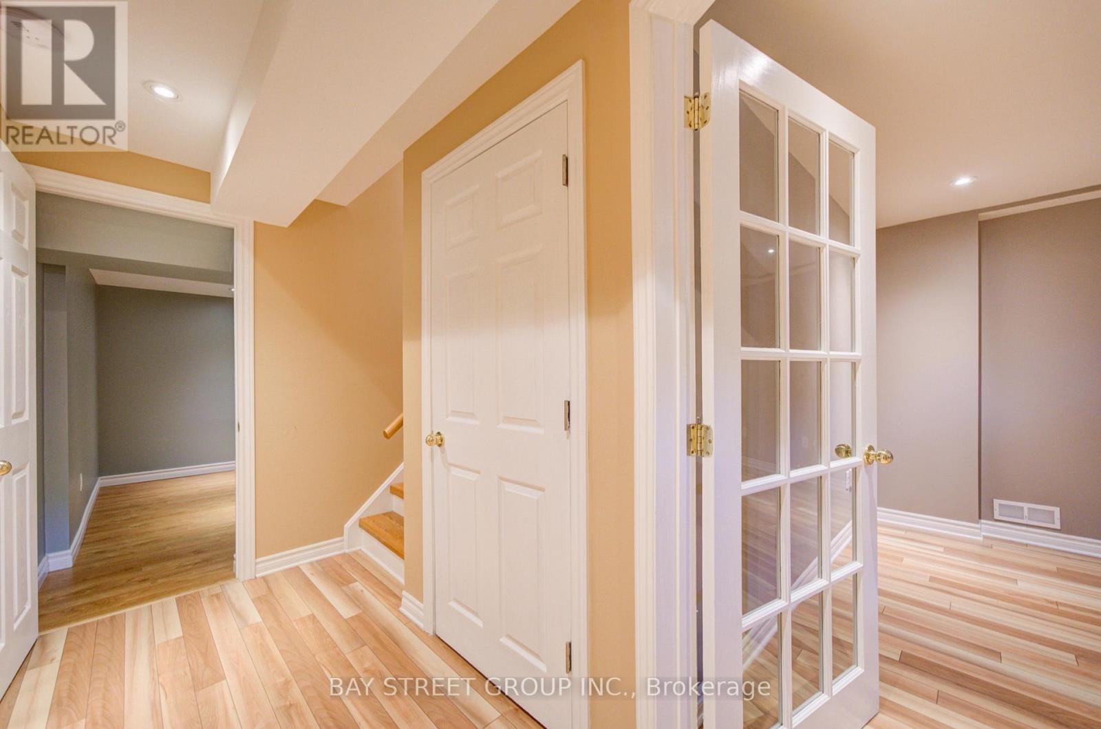 5922 Dalebrook Crescent, Mississauga, Ontario  L5M 5R9 - Photo 29 - W13693770