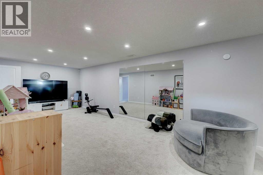 212 Hendon Drive Nw, Calgary, Alberta  T2K 1Z2 - Photo 17 - A2327802