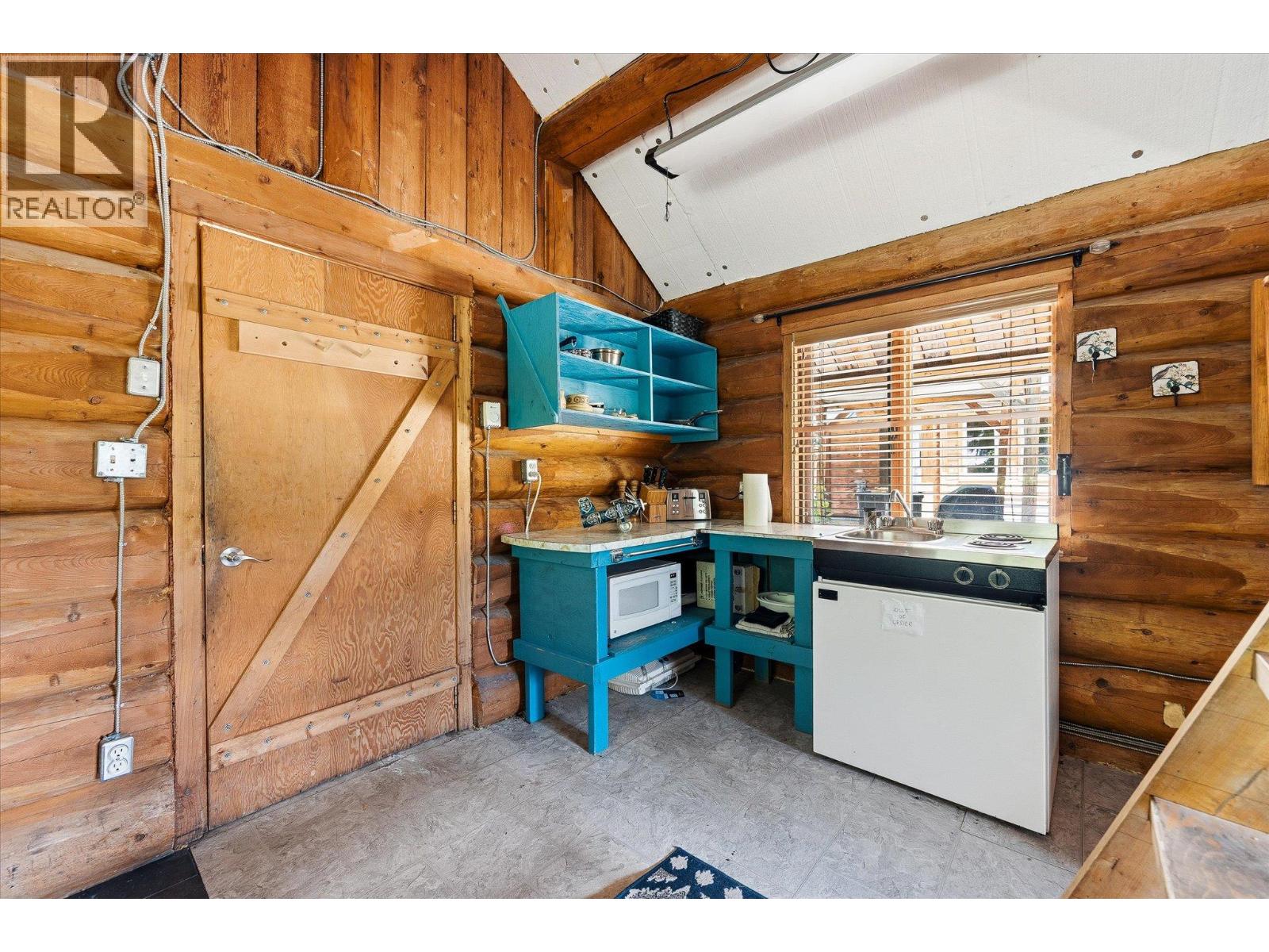 1230 Philpott Road, Kelowna, British Columbia  V1P 1J7 - Photo 20 - 10395082