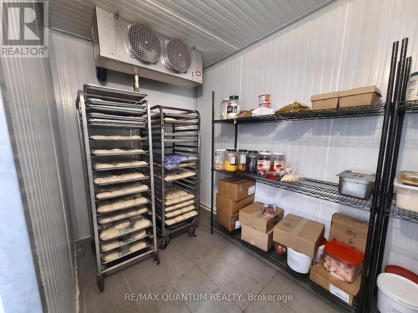 749 King Street E, Cambridge, Ontario  N3H 3N8 - Photo 14 - X13685078
