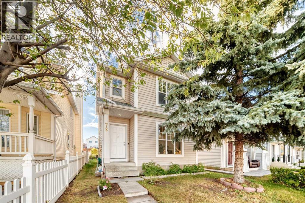 79 Hidden Crescent Nw, Calgary, Alberta  T3A 5L4 - Photo 2 - A2328507