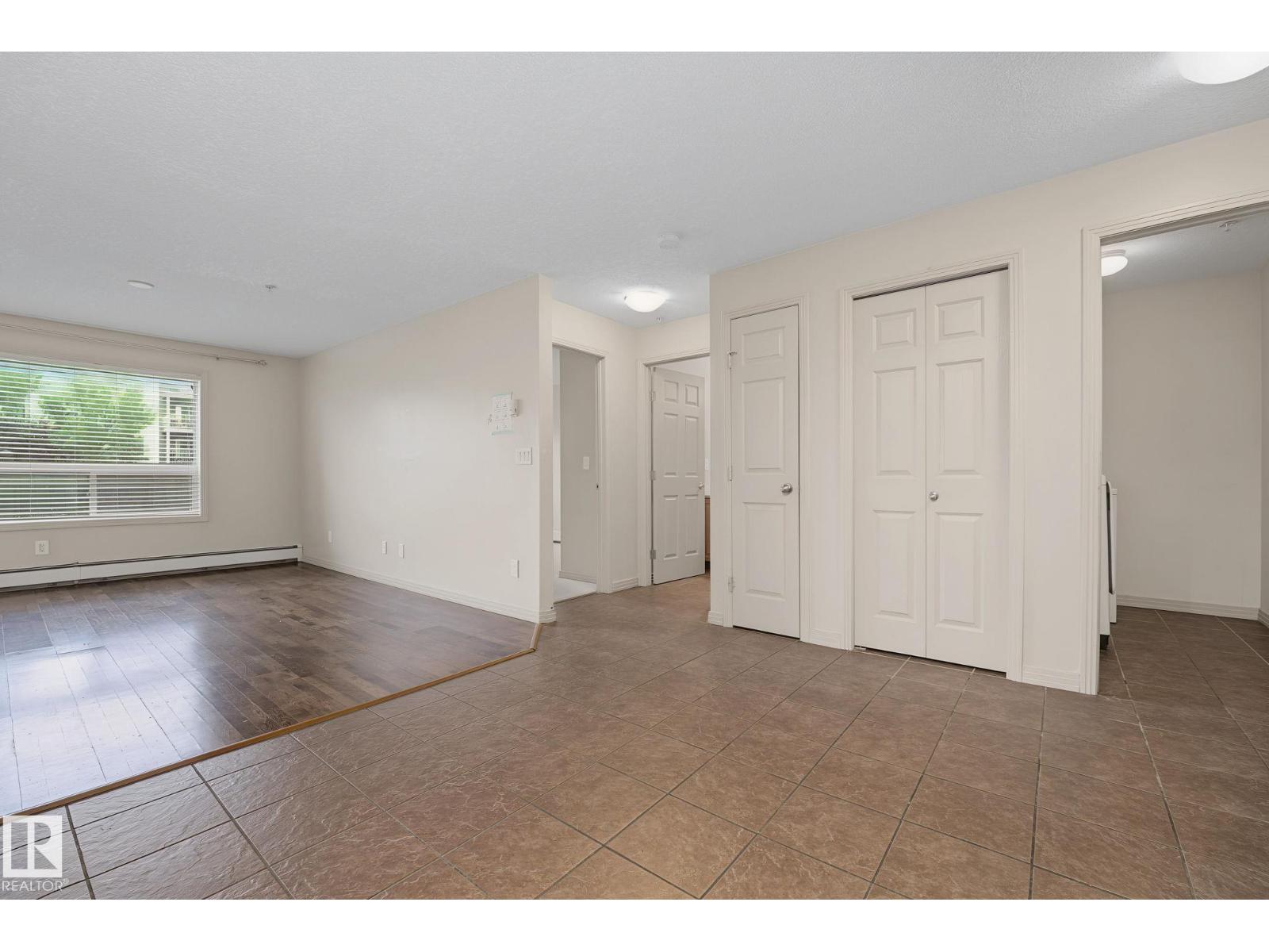 #111 5005 165 Av NW, Edmonton, Alberta T5Y 0L8 - Photo 6 - E4497646