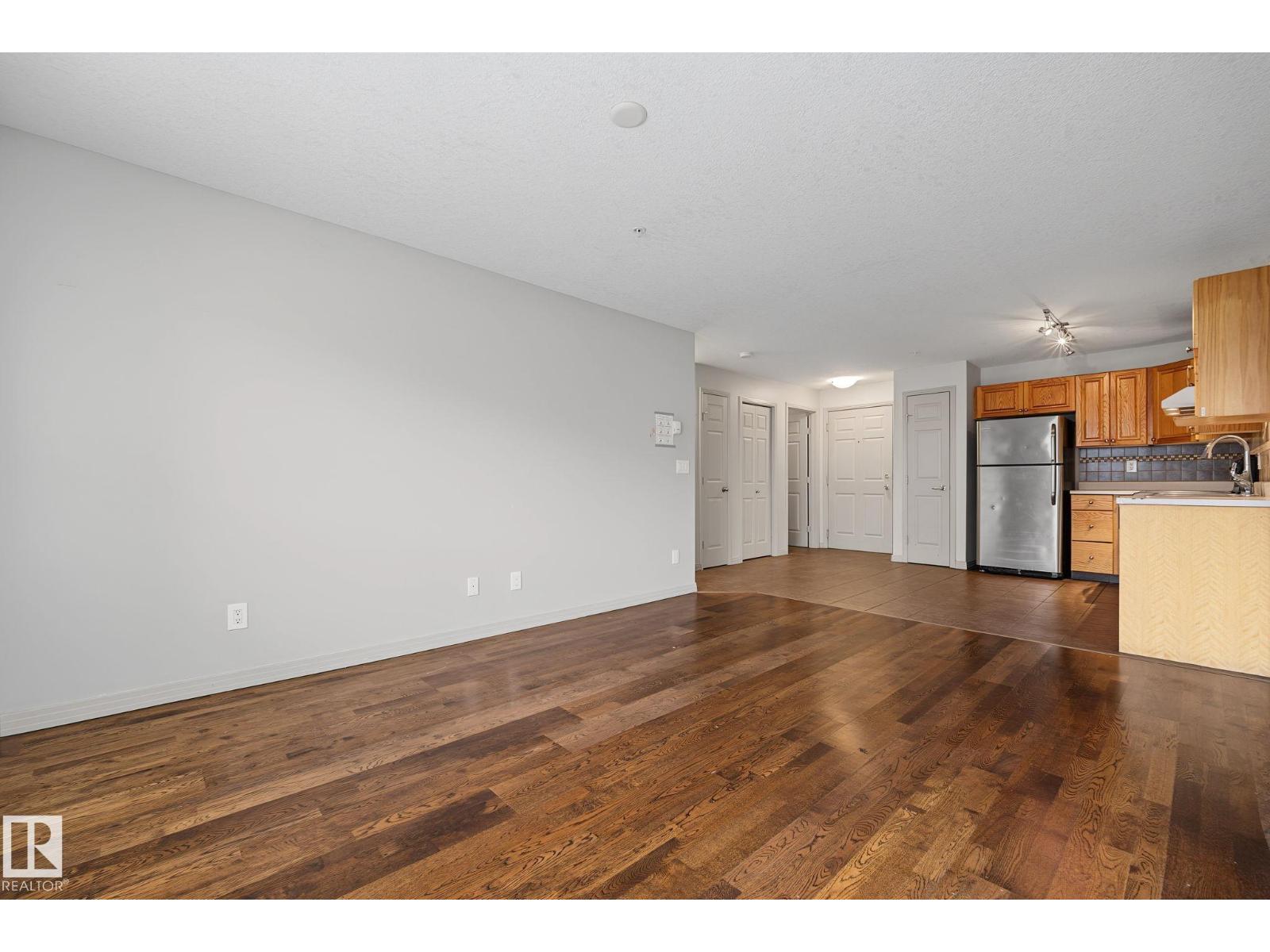 #111 5005 165 Av NW, Edmonton, Alberta T5Y 0L8 - Photo 9 - E4497646