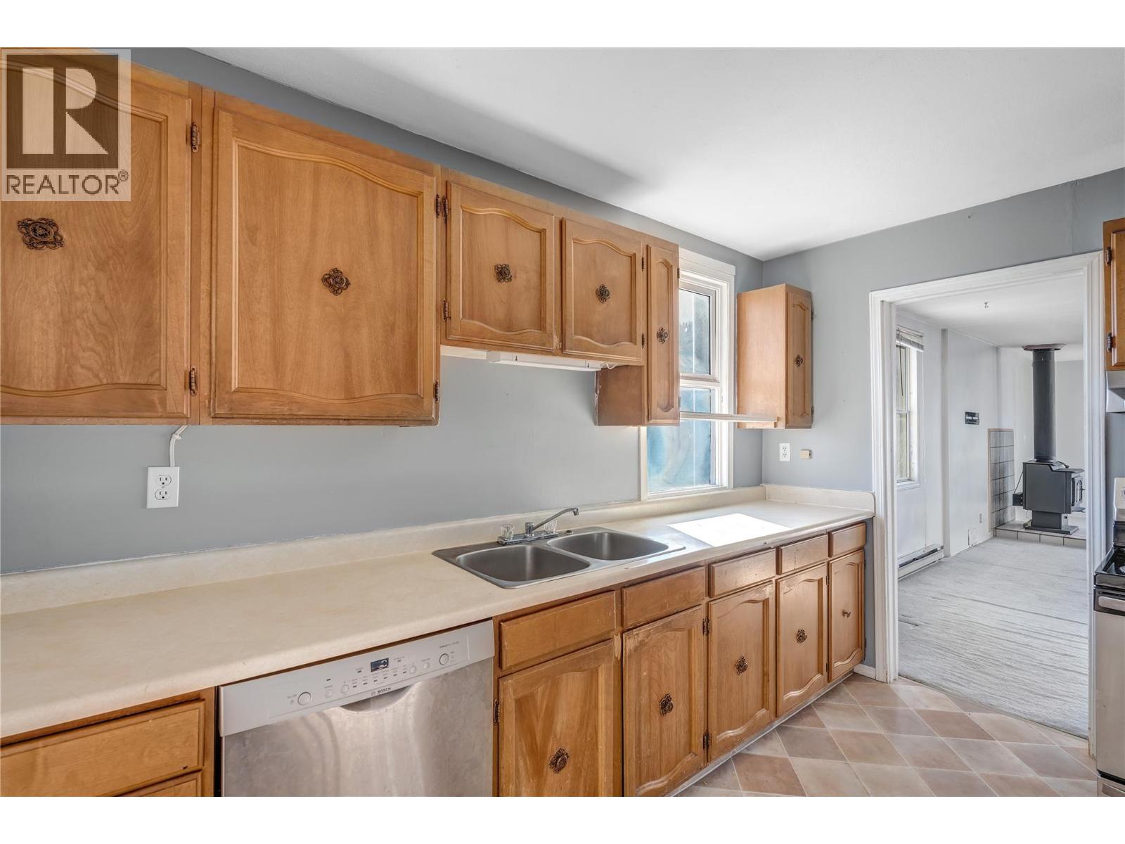 10110 Main Street, Summerland, British Columbia  V0H 1Z0 - Photo 65 - 10392923
