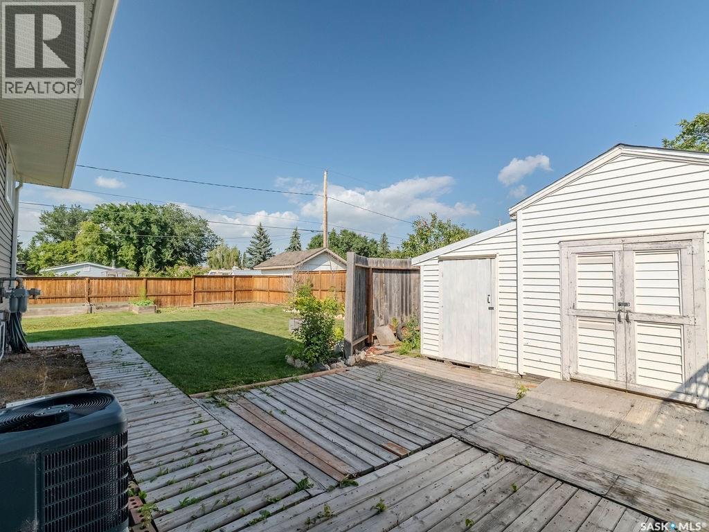 120 1st Street N, Wakaw, Saskatchewan  S0K 4P0 - Photo 38 - SK046096