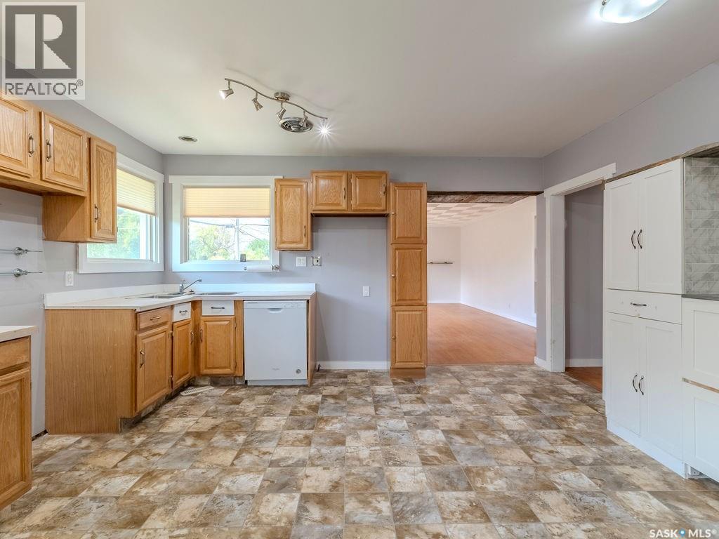 120 1st Street N, Wakaw, Saskatchewan  S0K 4P0 - Photo 5 - SK046096