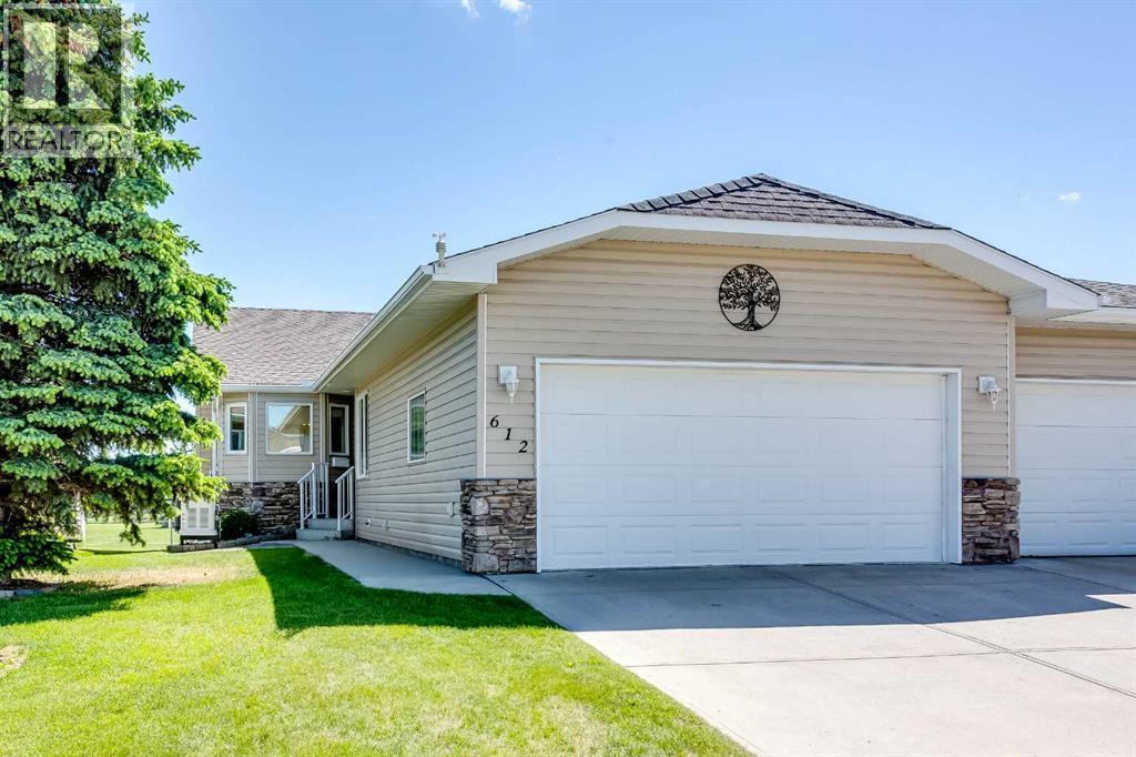 612 Riverside Boulevard NW, High River, Alberta