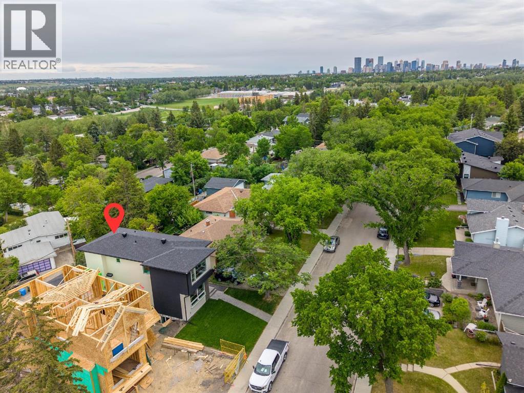 90 Hartford Road NW, Calgary, Alberta  T2K 2A5 - Photo 40 - A2326267