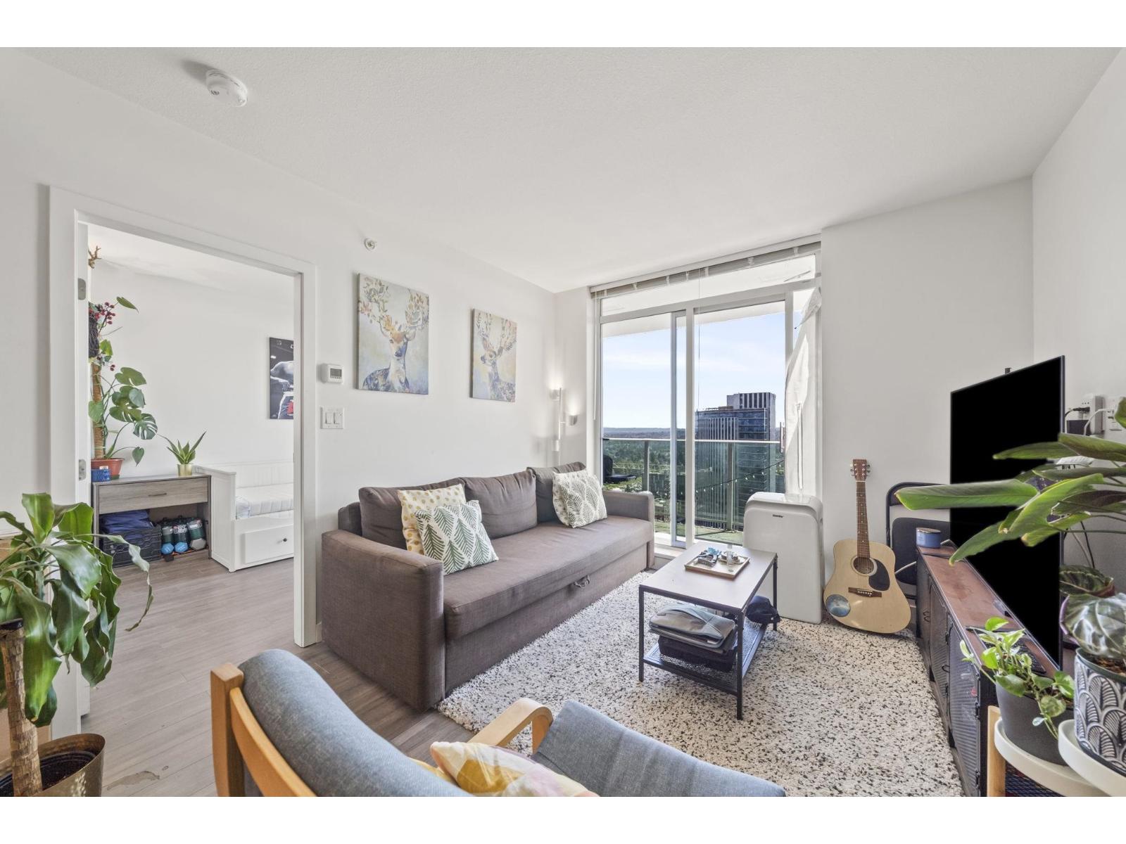 2701 13655 FRASER HIGHWAY, Surrey, British Columbia