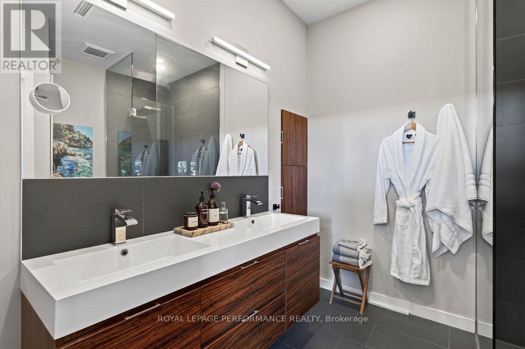 Ph4 & Ph6 - 255 Argyle Avenue, Ottawa, Ontario  K2P 2N7 - Photo 24 - X13693796