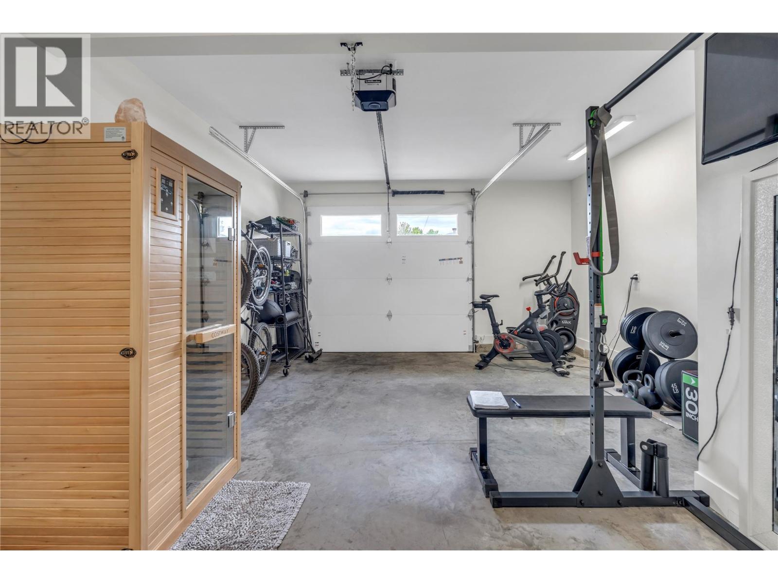 264 Douglas Avenue, Penticton, British Columbia  V2A 2T8 - Photo 24 - 10389142