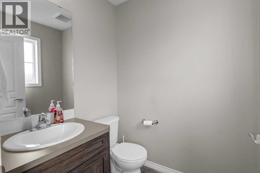 6 Latoria Court, Rural Red Deer County, Alberta  T4E 3B8 - Photo 12 - A2338571