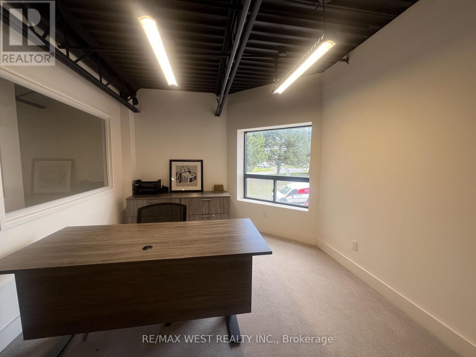 12 (Upper) - 800 Arrow Road, Toronto, Ontario M9M 2Z8 - Photo 12 - W13693804