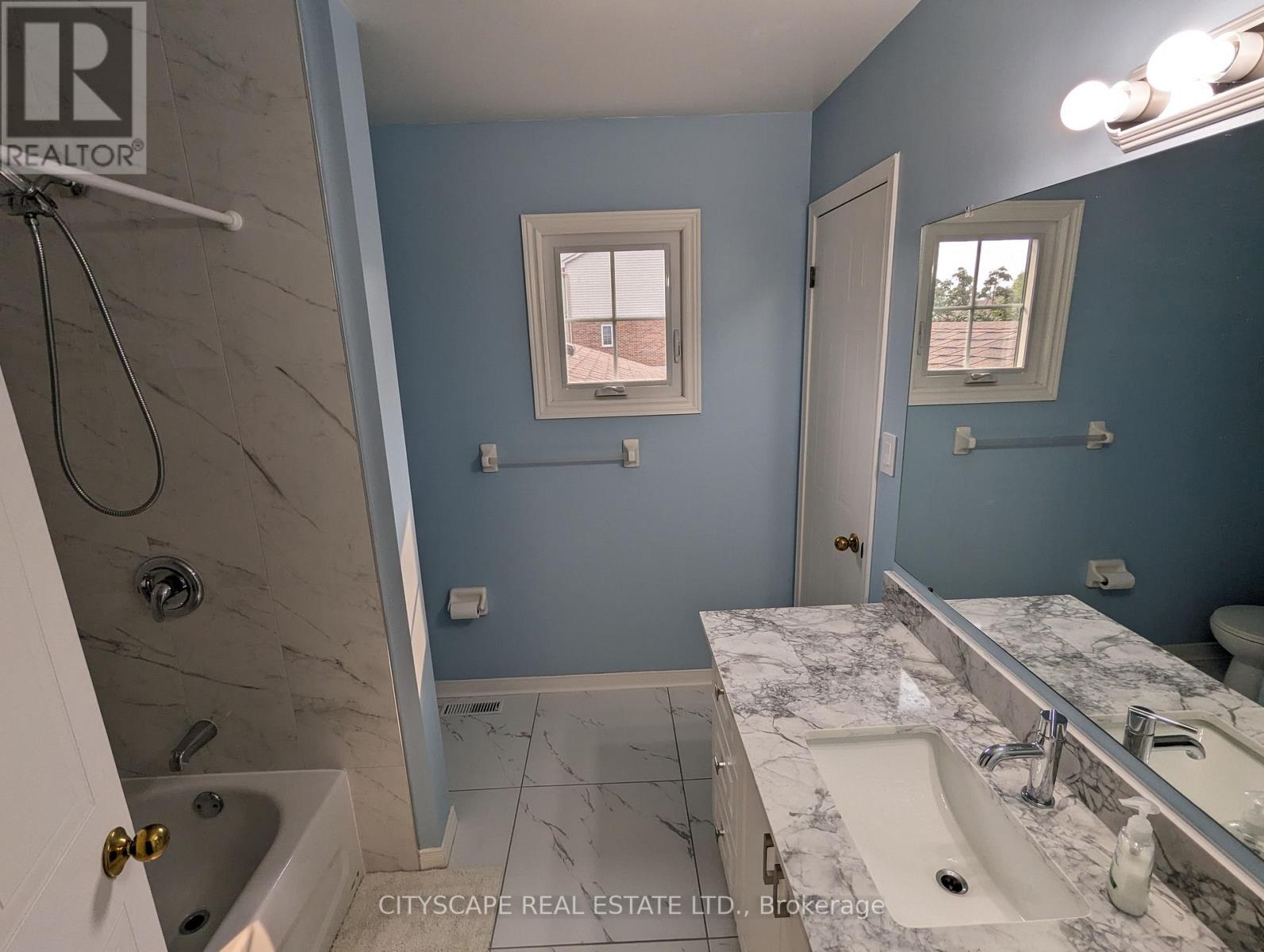17 - 250 Keats Way, Waterloo, Ontario  N2L 6J5 - Photo 21 - X13104832