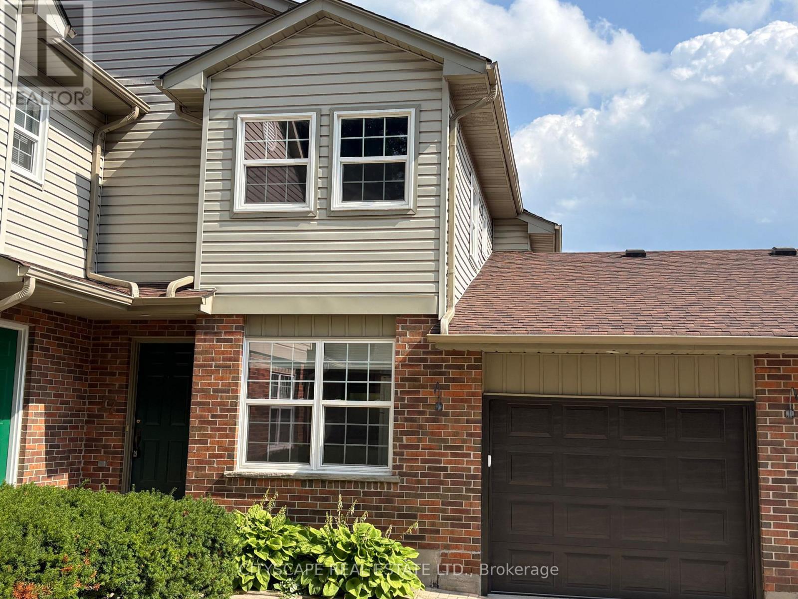 17 - 250 KEATS WAY, Waterloo, Ontario