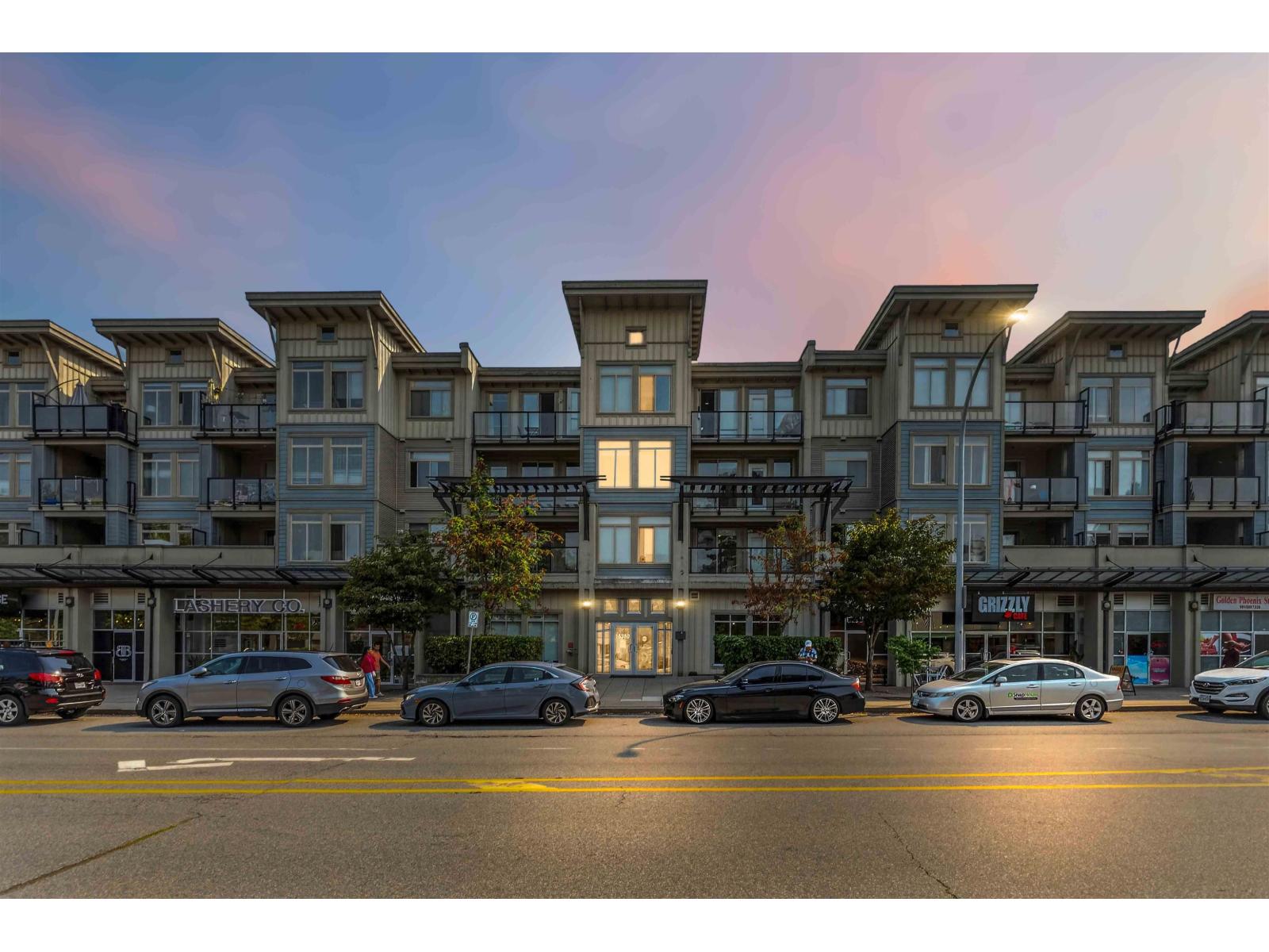 312 15380 102A AVENUE, Surrey, British Columbia