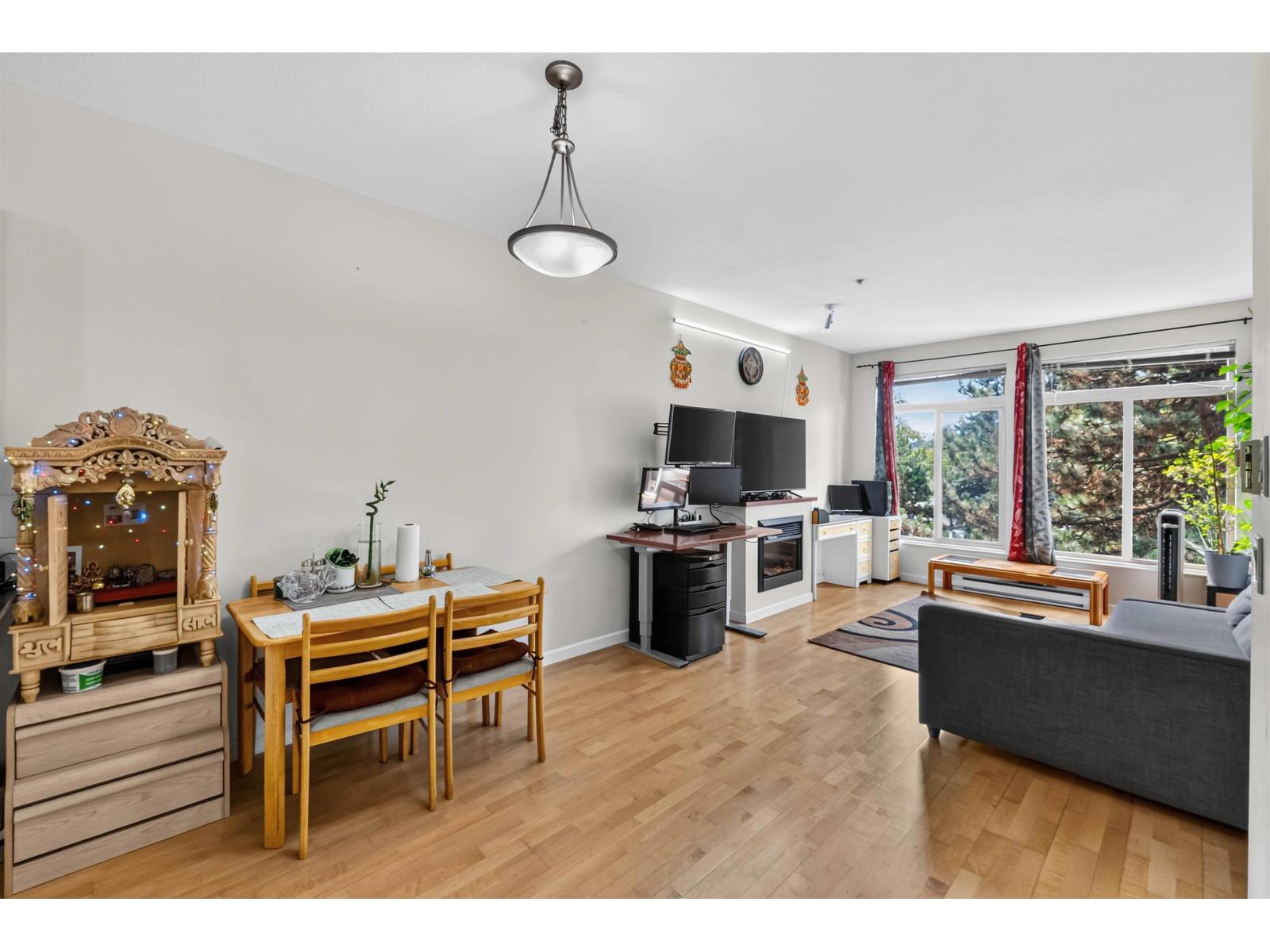 312 15380 102a Avenue, Surrey, British Columbia  V3R 0B3 - Photo 15 - R3156196