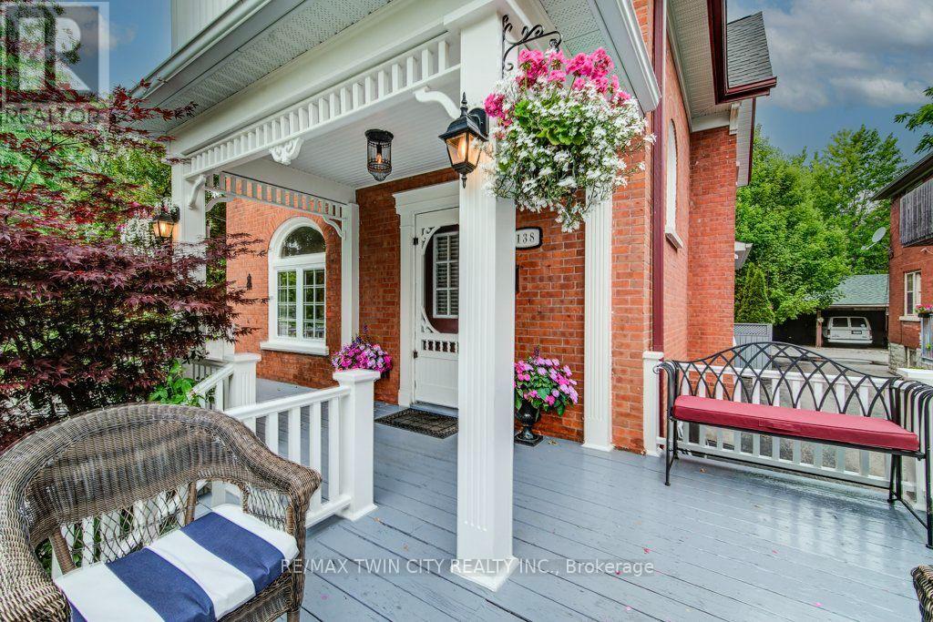 138 Water Street S, Kitchener, Ontario N2G 1Z5 - Photo 5 - X13693802