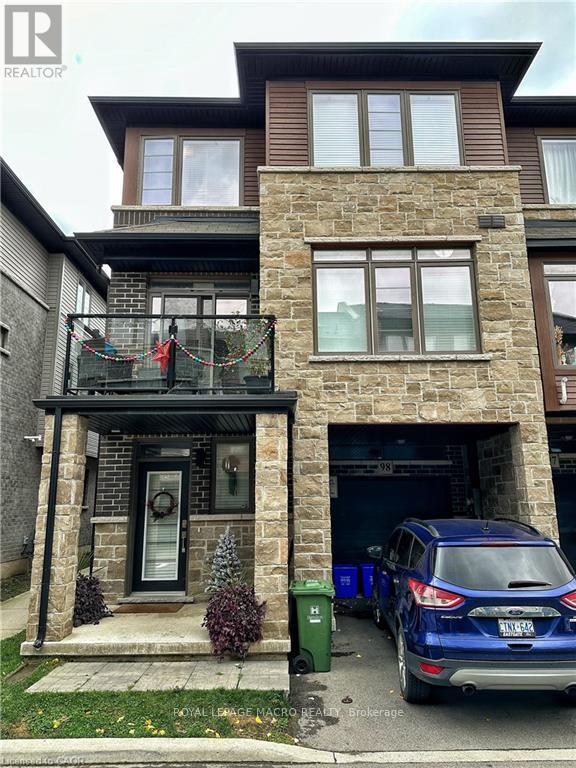 98 - 30 Times Square Boulevard, Hamilton, Ontario L8J 0M1 - Photo 2 - X13693826