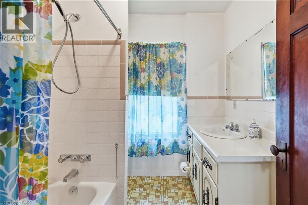 4587 Third Avenue, Niagara Falls, Ontario  L2E 4L3 - Photo 25 - 40845545