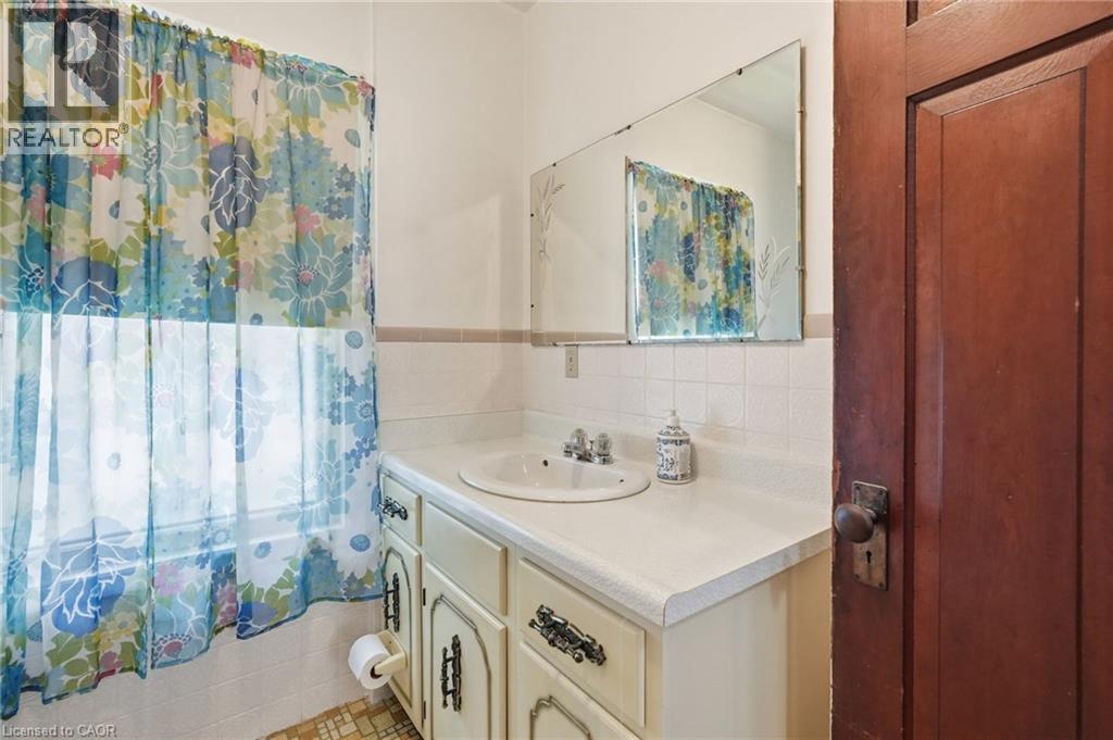 4587 Third Avenue, Niagara Falls, Ontario  L2E 4L3 - Photo 26 - 40845545