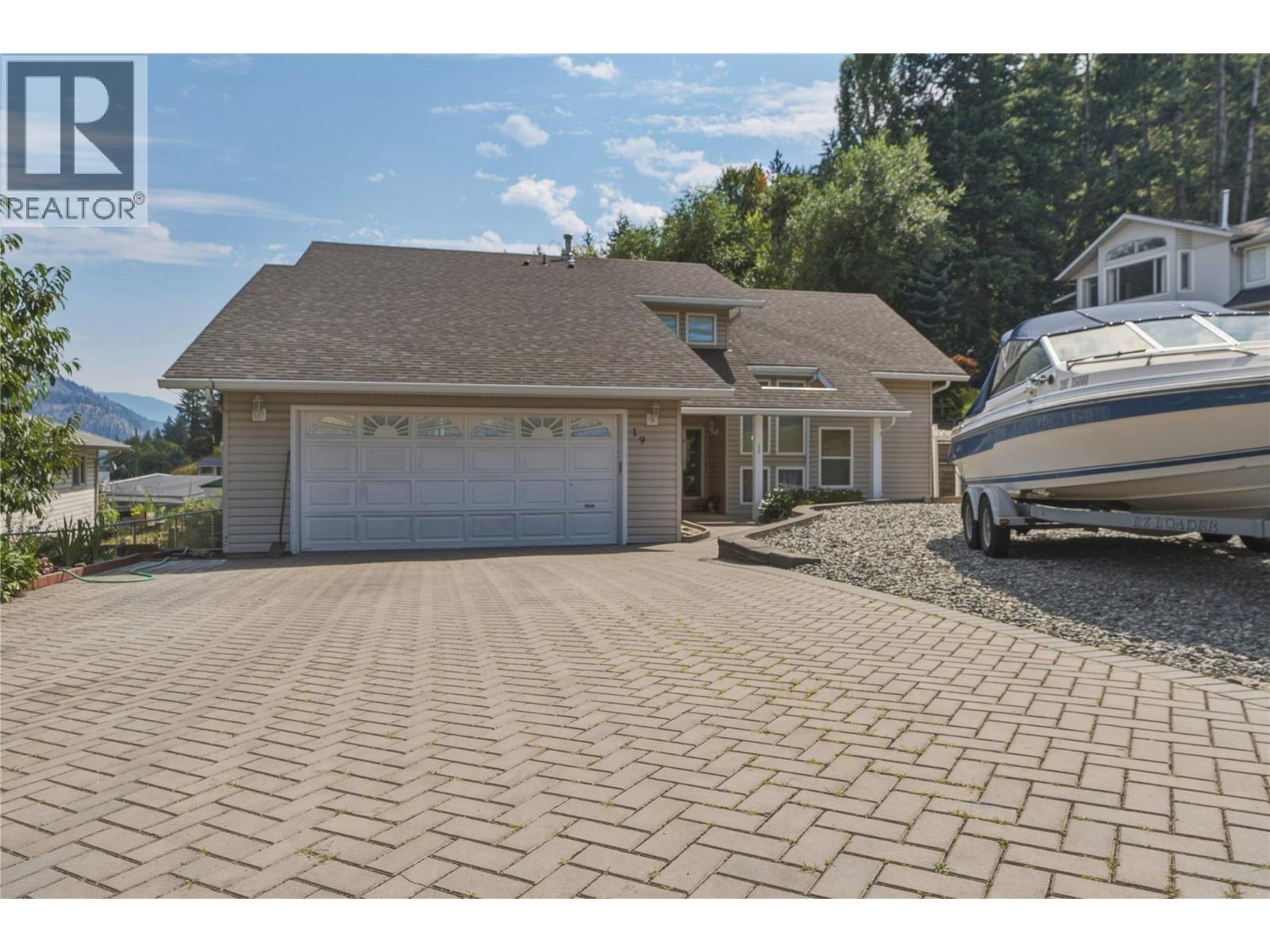 19 Preston Crescent, Enderby, British Columbia