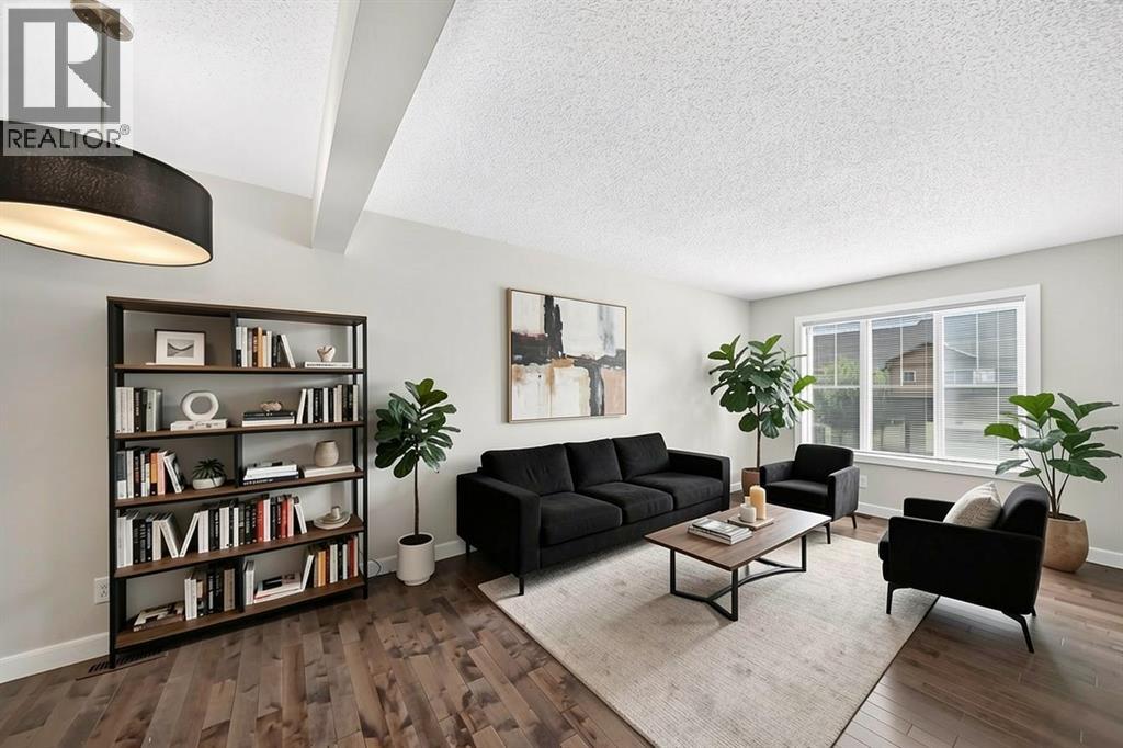 152 Pantego Lane NW, Calgary, Alberta  T3K 0T1 - Photo 14 - A2338088