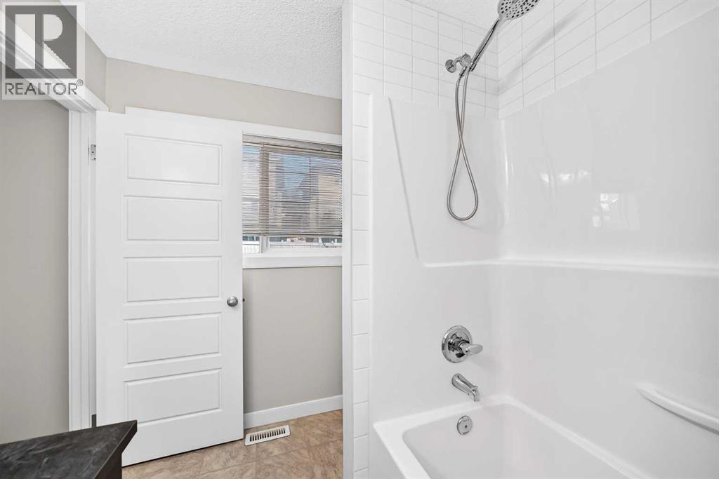152 Pantego Lane NW, Calgary, Alberta  T3K 0T1 - Photo 31 - A2338088