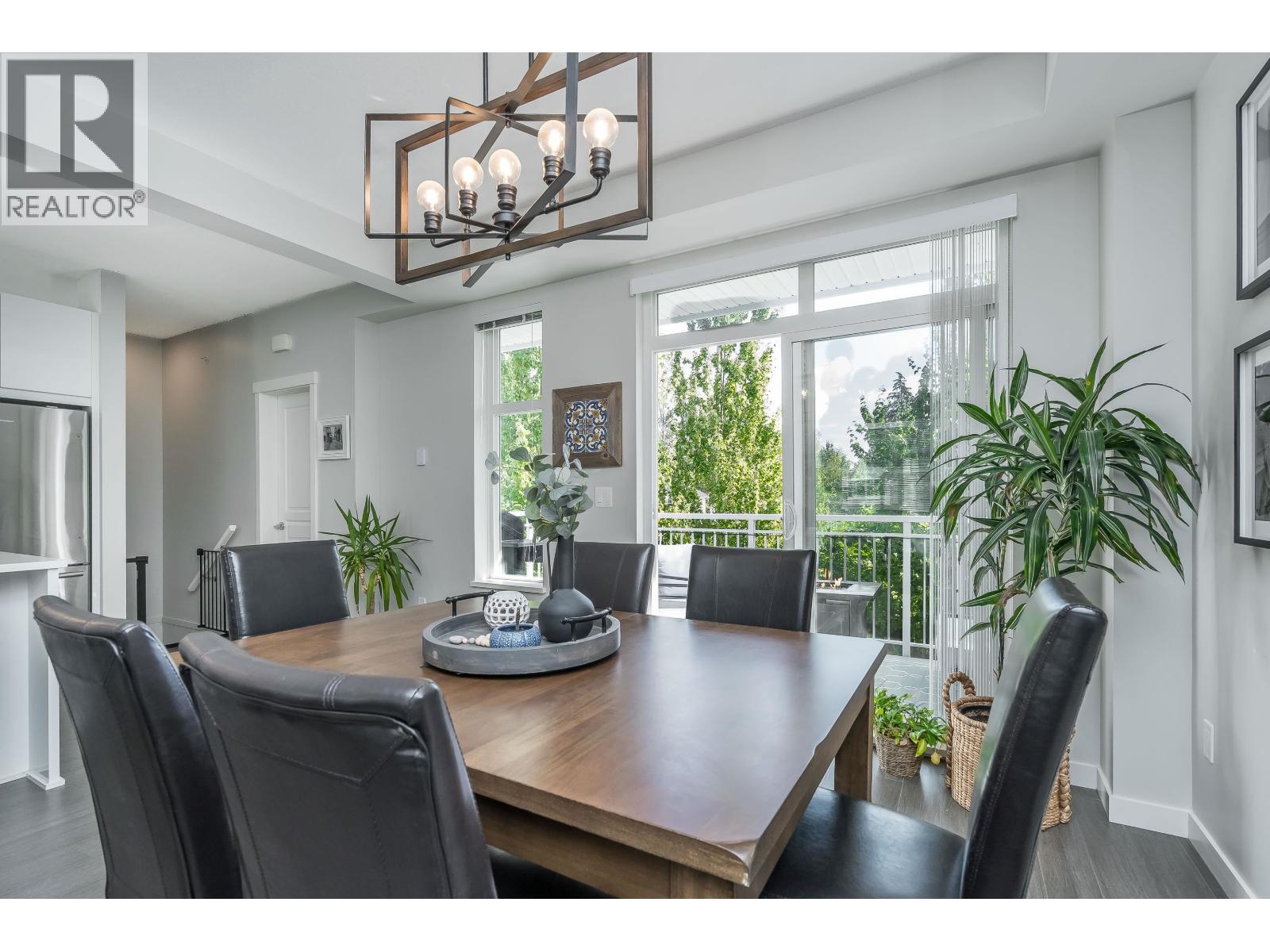 602 11295 Pazarena Place, Maple Ridge, British Columbia  V2X 4K9 - Photo 13 - R3133838