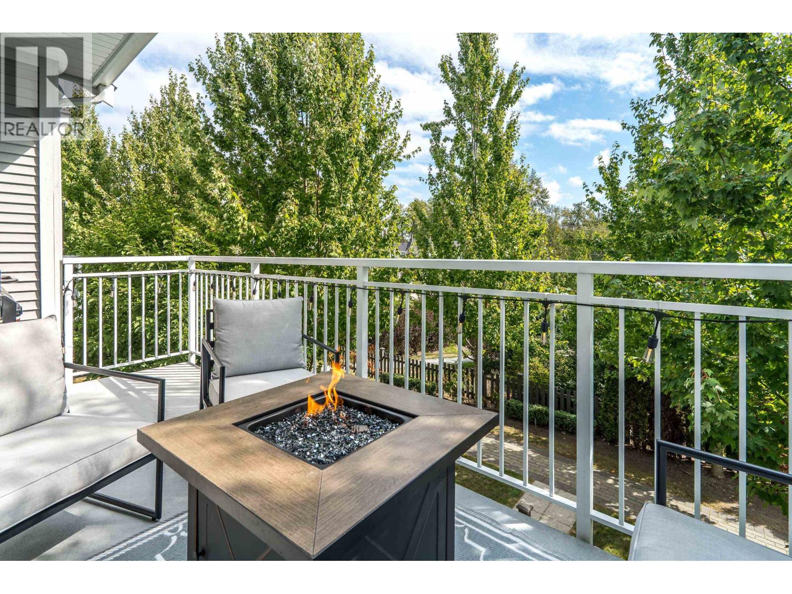602 11295 Pazarena Place, Maple Ridge, British Columbia  V2X 4K9 - Photo 16 - R3133838