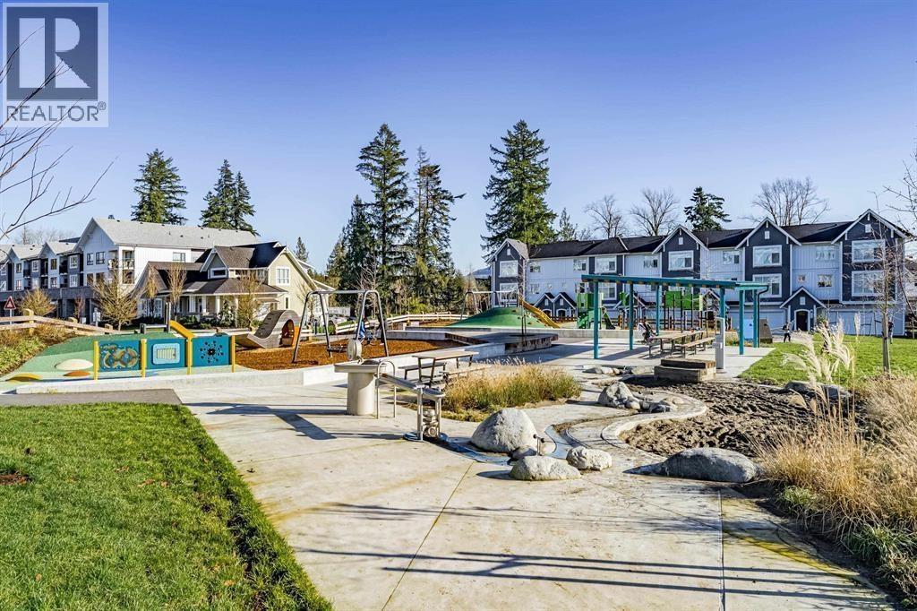 602 11295 Pazarena Place, Maple Ridge, British Columbia  V2X 4K9 - Photo 32 - R3133838