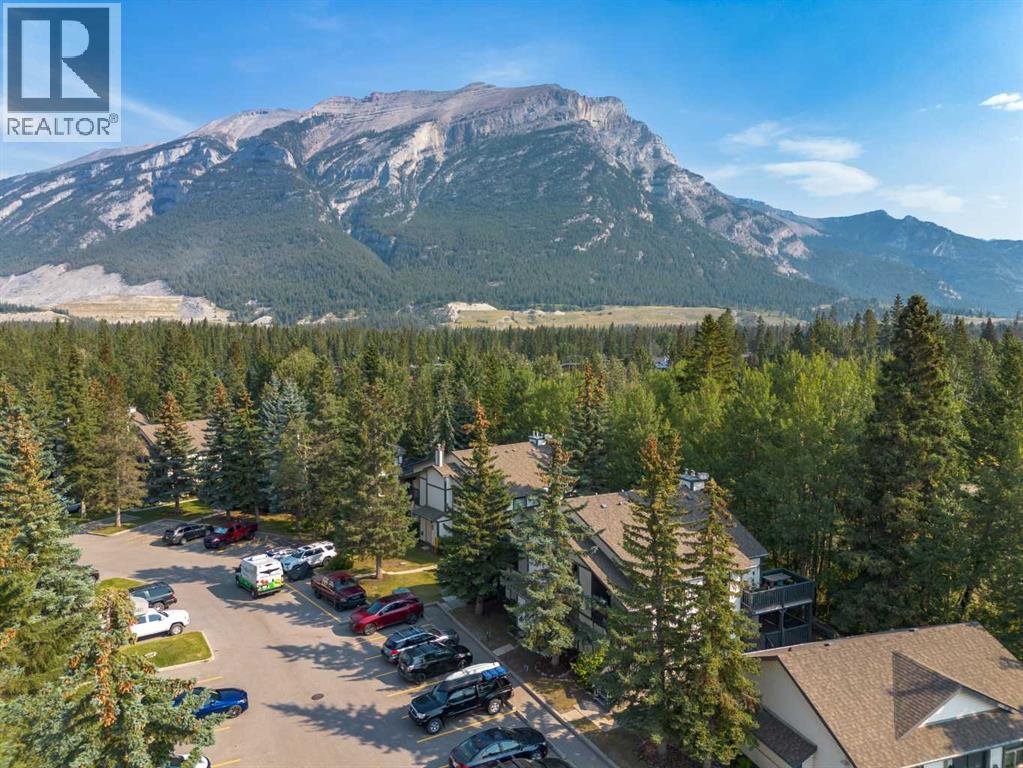 300 2 Avenue, Dead Man's Flats, Alberta  T1W 2W4 - Photo 35 - A2338677
