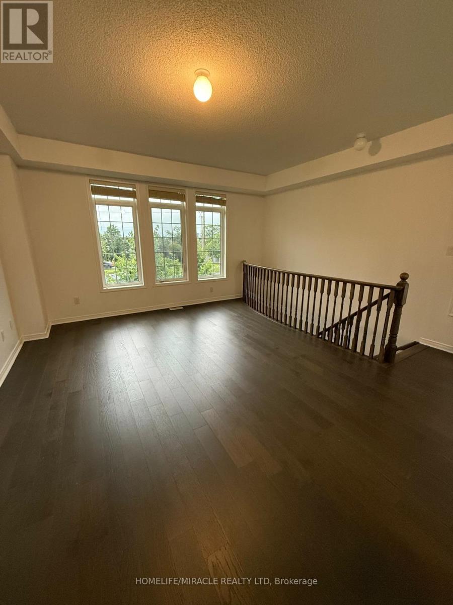 70 Harwood Avenue N, Ajax, Ontario  L1T 0P4 - Photo 8 - E13693850