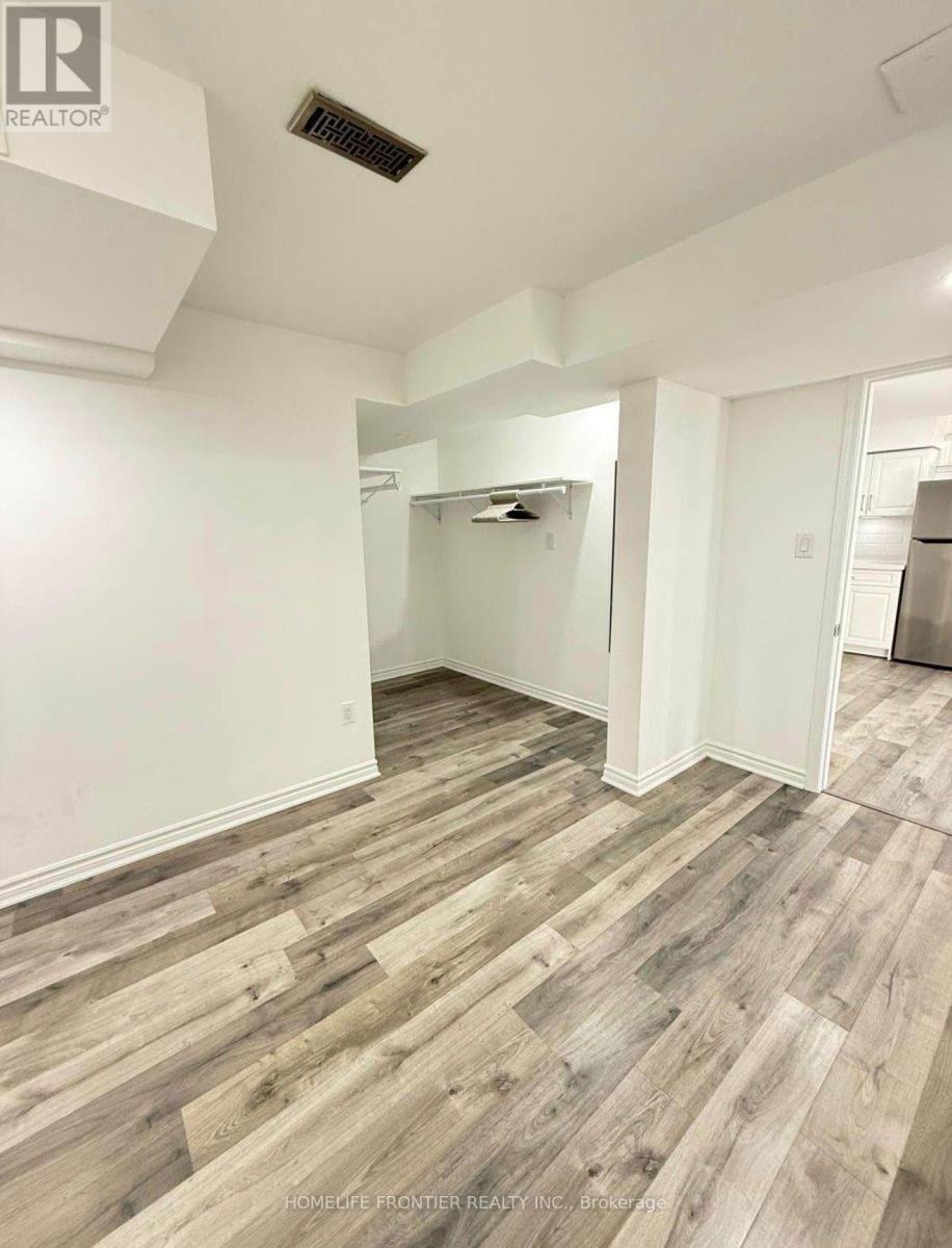Basement - 586 Sweetwater Crescent, Newmarket, Ontario  L3X 1C1 - Photo 4 - N13693886