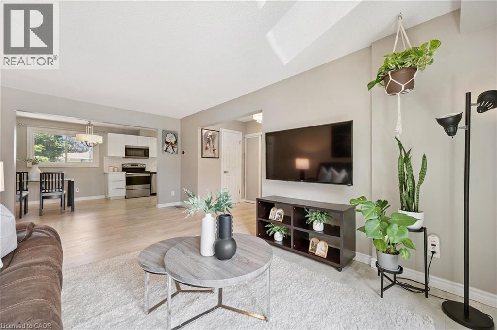 49 Cedarwoods Crescent Unit# 53, Kitchener, Ontario  N2C 2L1 - Photo 5 - 40856426