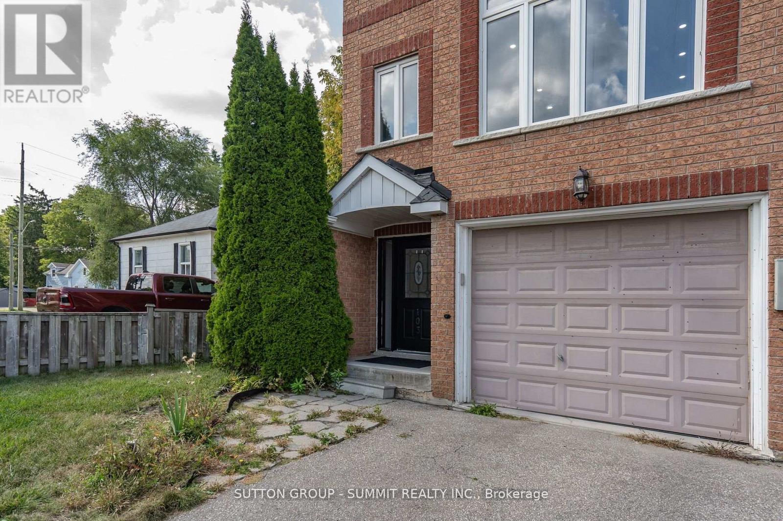 103 John Street, Halton Hills, Ontario  L7G 5A2 - Photo 2 - W13693864