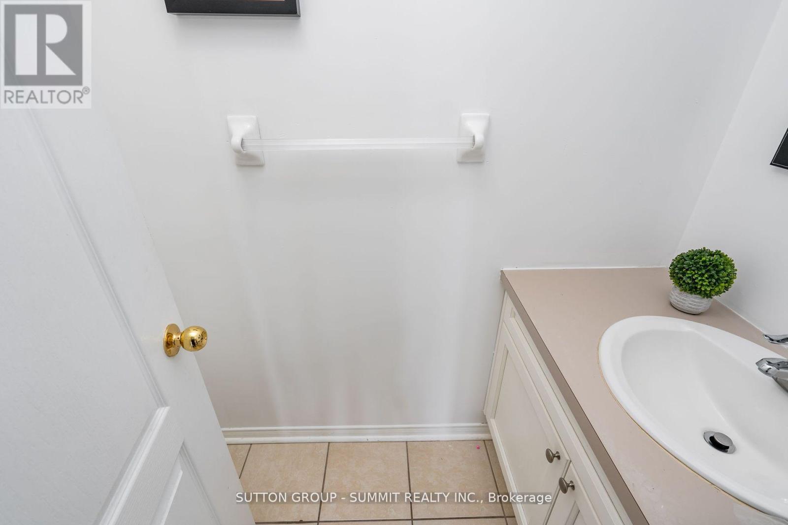 103 John Street, Halton Hills, Ontario  L7G 5A2 - Photo 7 - W13693864