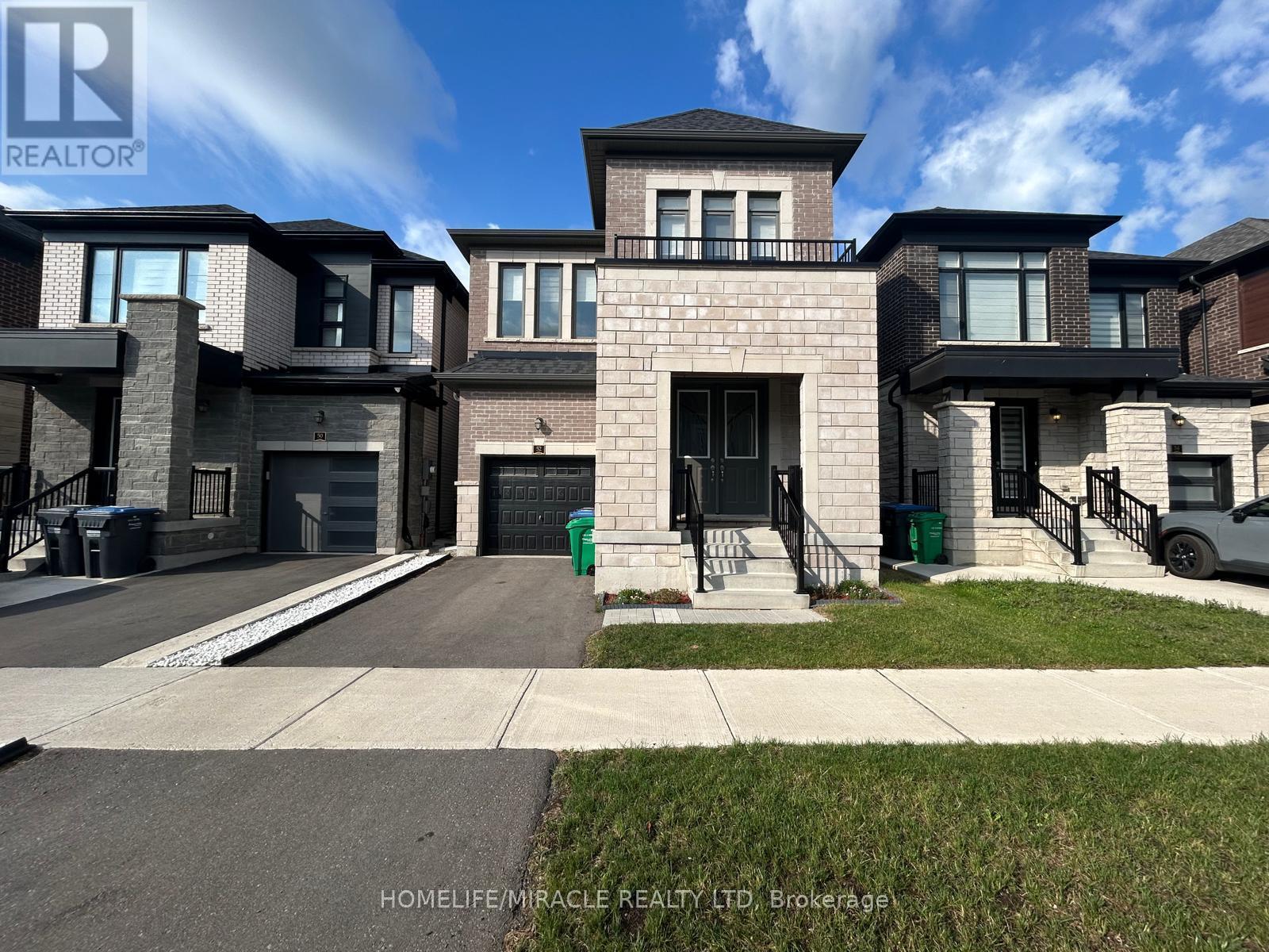 52 MINNOCK STREET, Caledon, Ontario