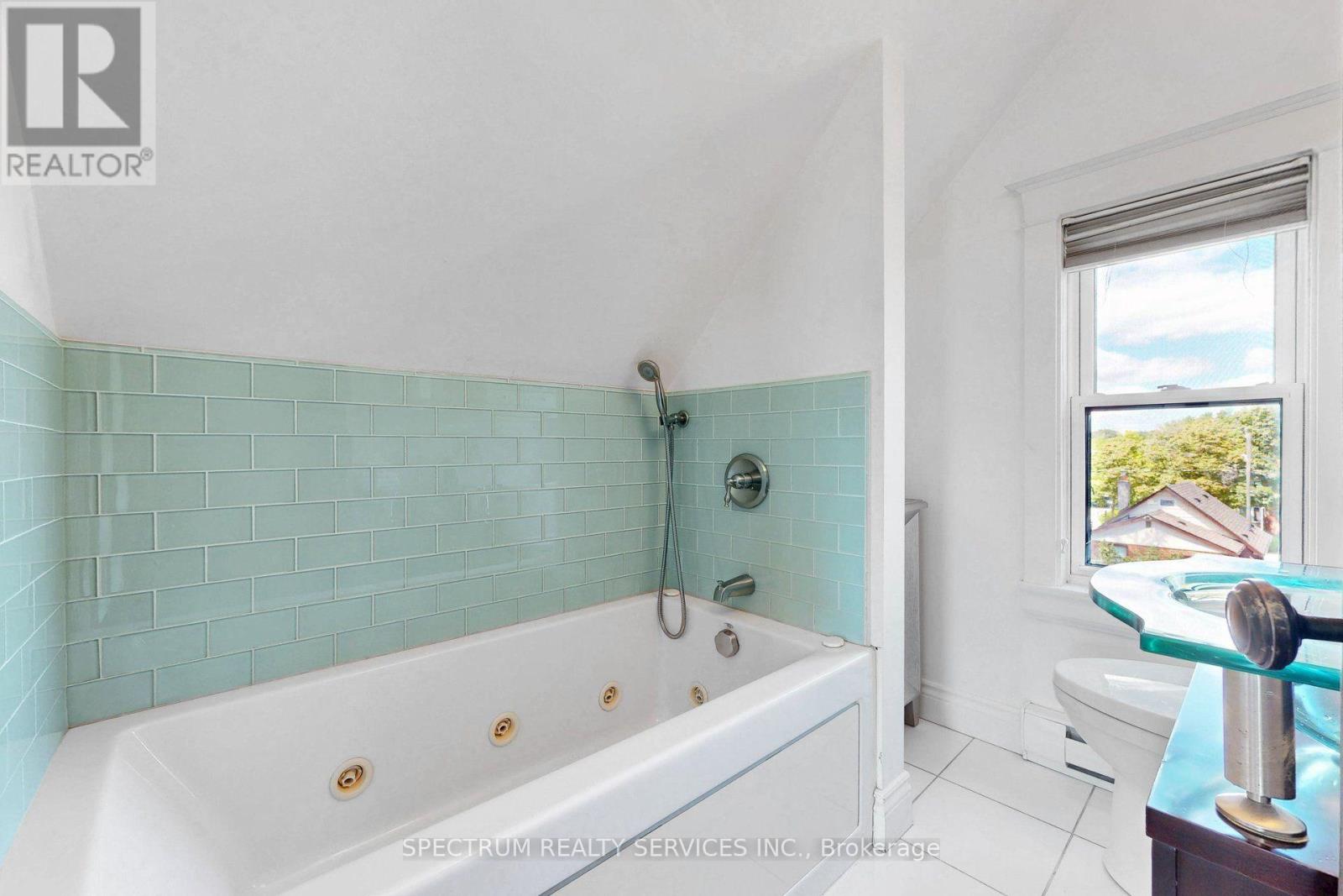 86 Church Street, Toronto, Ontario  M9N 1N3 - Photo 35 - W13693874