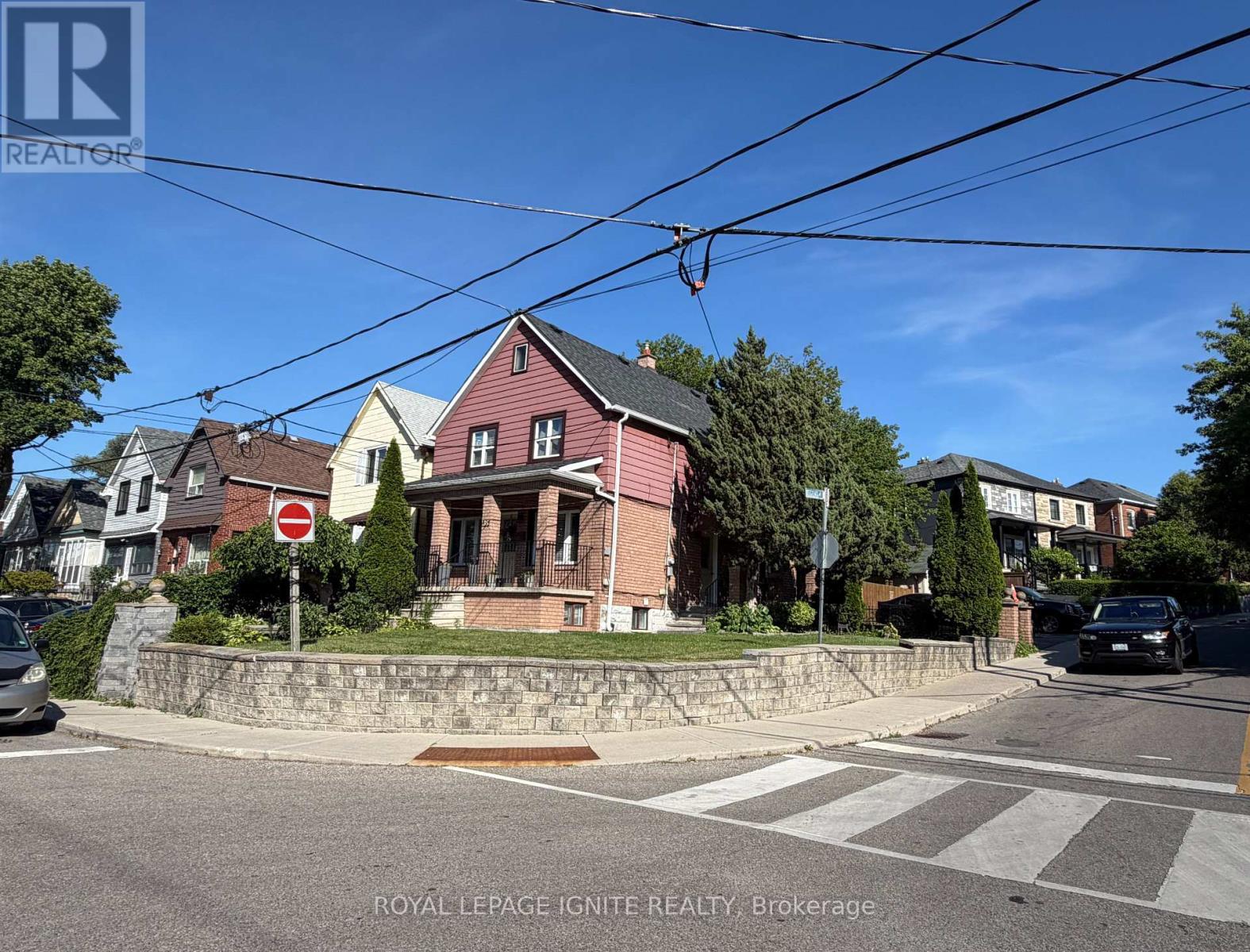 35 Hillary Avenue, Toronto, Ontario  M6N 2B9 - Photo 13 - W13693880