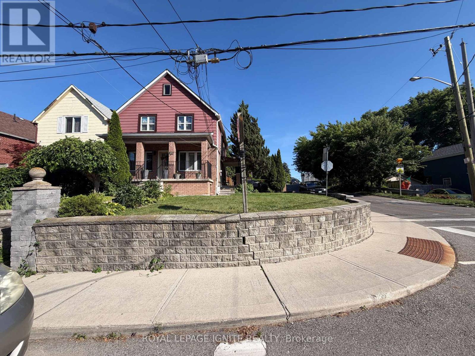 35 Hillary Avenue, Toronto, Ontario  M6N 2B9 - Photo 15 - W13693880