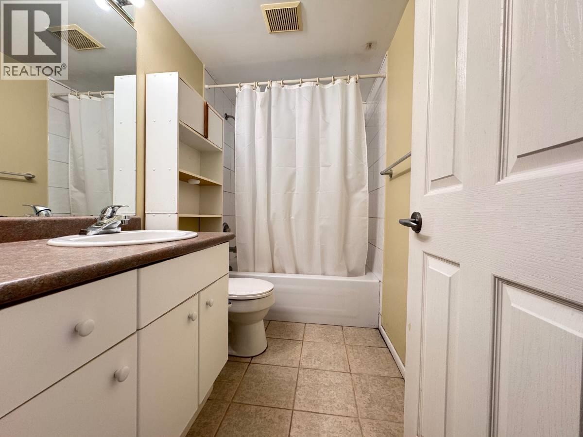 3886 W 29 Avenue, Vancouver, British Columbia V6S 1T8 - Photo 2 - R3156684